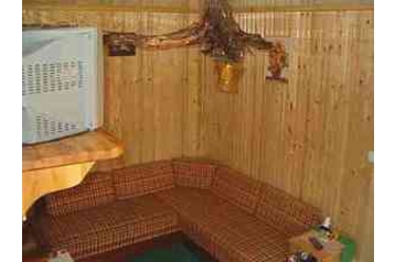 Polija Chata Wołkowyja, Eksterjers